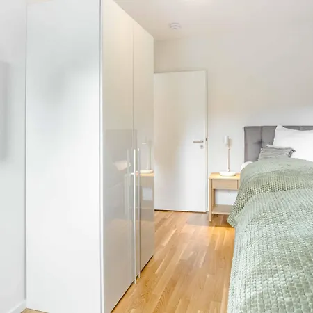 Sturmvogel Im Koe8 Apartman *